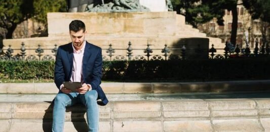are blue jeans business casual
