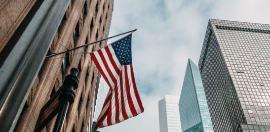 how many businesses are in america
